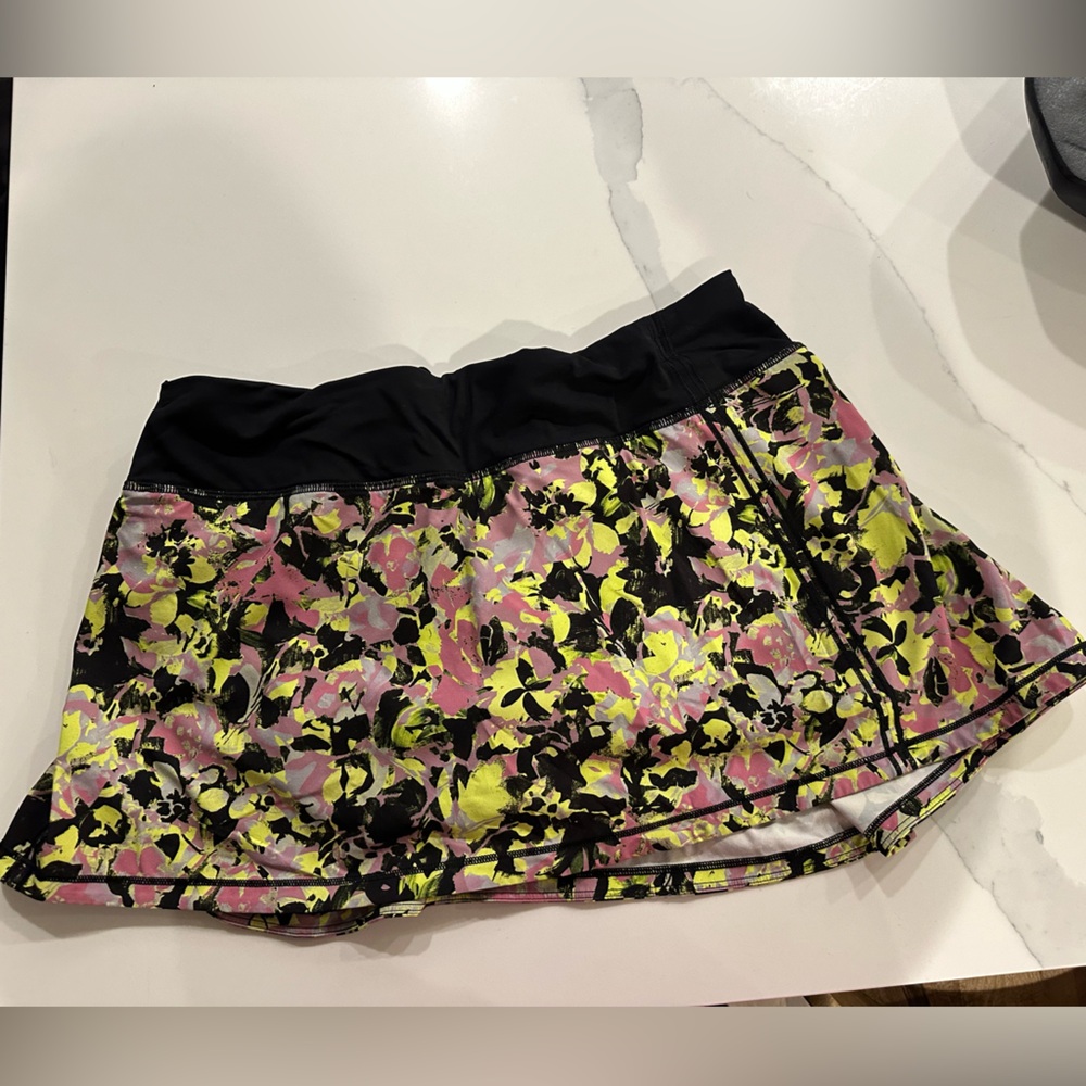 Lululemon Pace Rival Black/yellow/mauve Active Skort